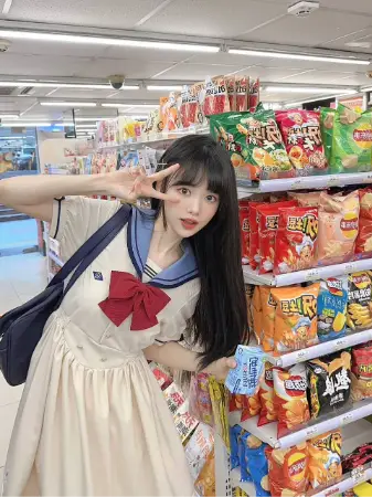 薇薇